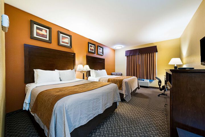 Room 12 of 46