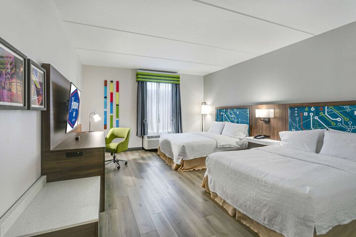 Room 46 of 69