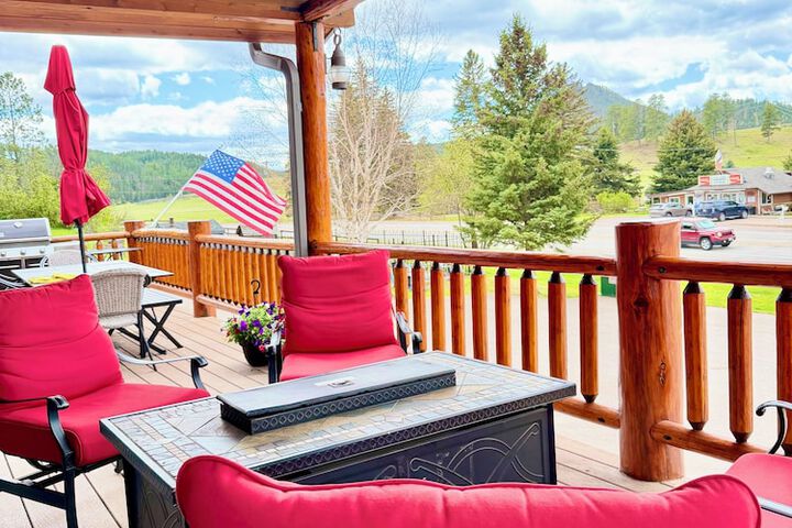 Mountain View Lodge & Cabins