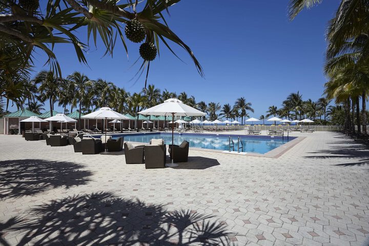 Sea View Hotel Bal Harbour, on the Ocean