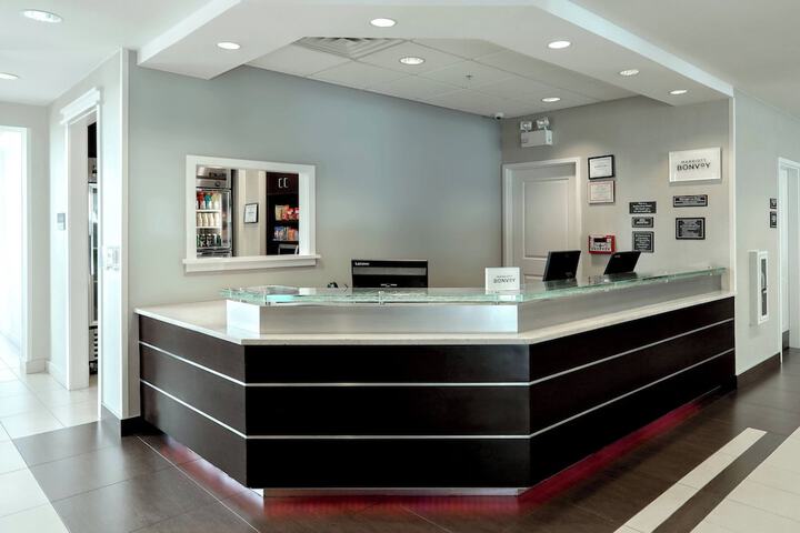 Residence Inn Woodbridge Edison / Raritan Center