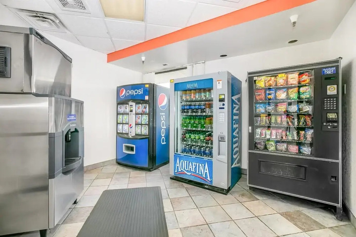 MOTEL 6 MINNEAPOLIS AIRPORT - MALL OF AM
