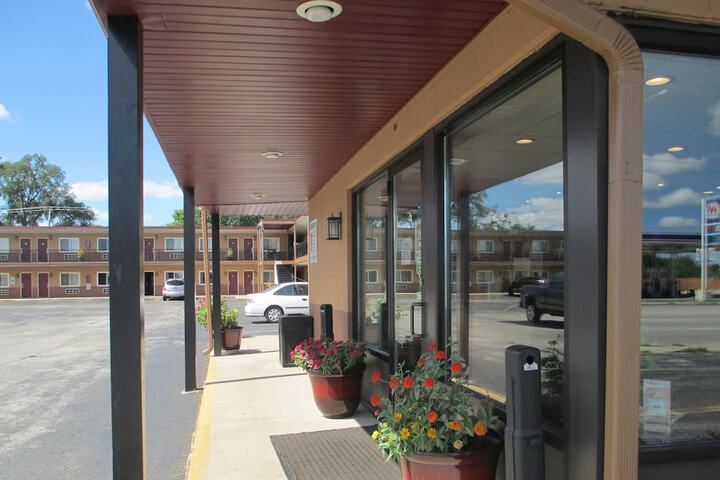 Hotel 5 of 61