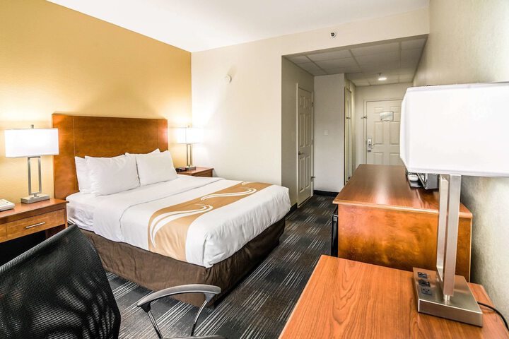 Room 15 of 44