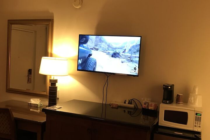 Room 36 of 39