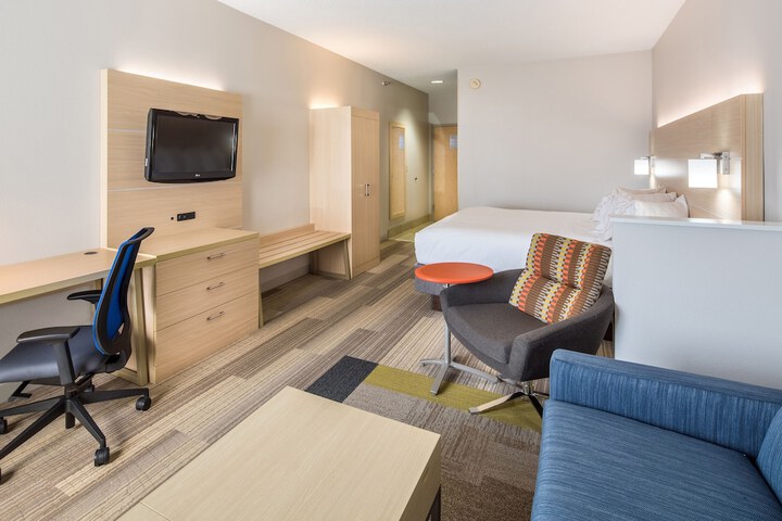 Room 21 of 37