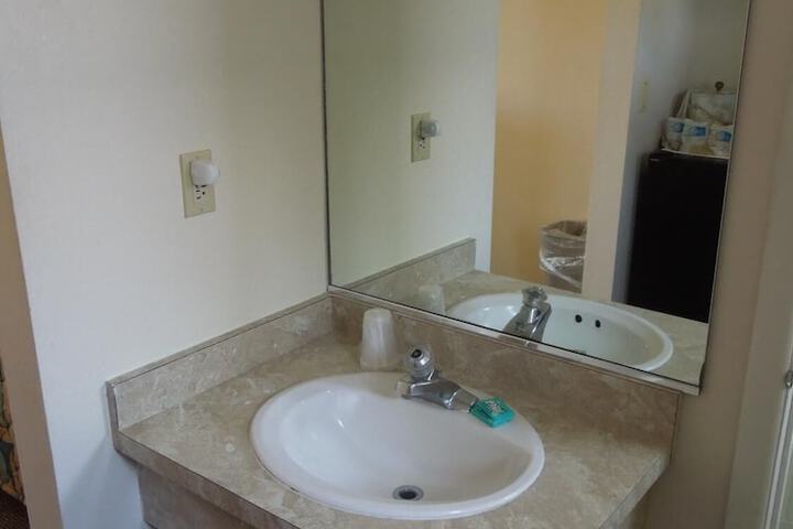 Room 15 of 22