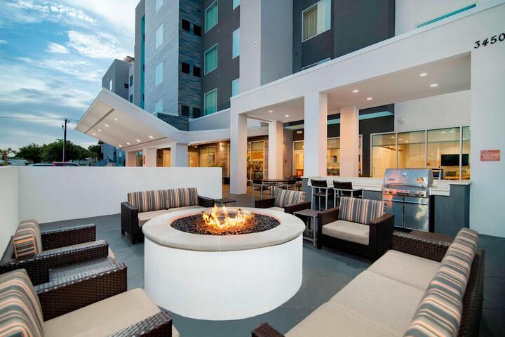 Terrace/Patio 28 of 28
