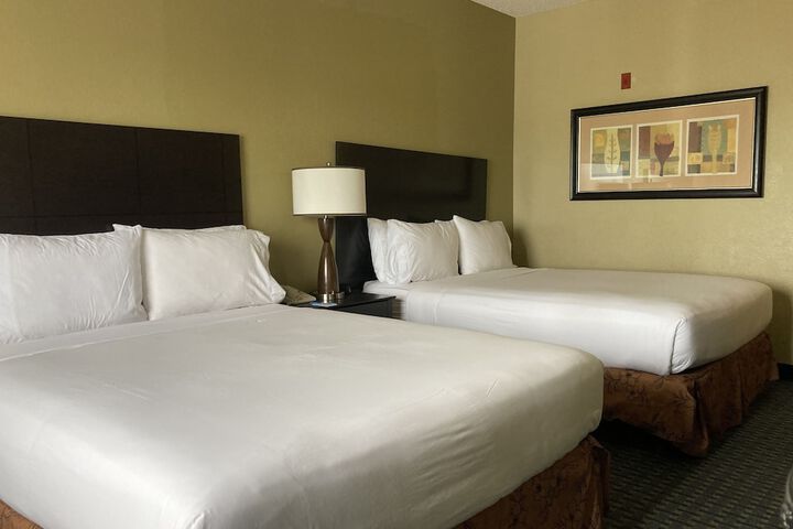 Room 11 of 12