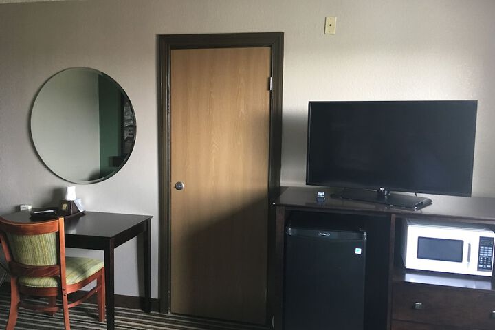 Room 25 of 31