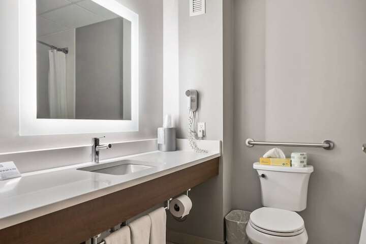 Holiday Inn Express Hotel & Suites Bad Axe by IHG