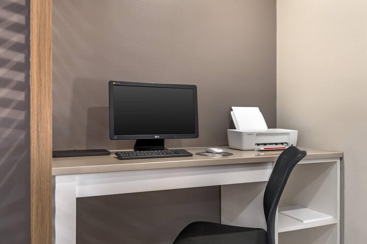 Country Inn & Suites by Radisson Shelby, NC