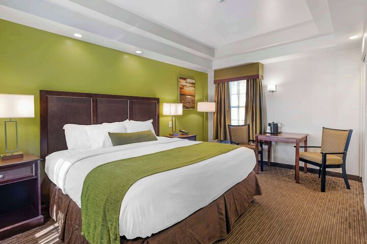Best Western Plus Cold Spring