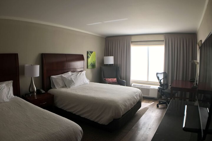 Room 52 of 85
