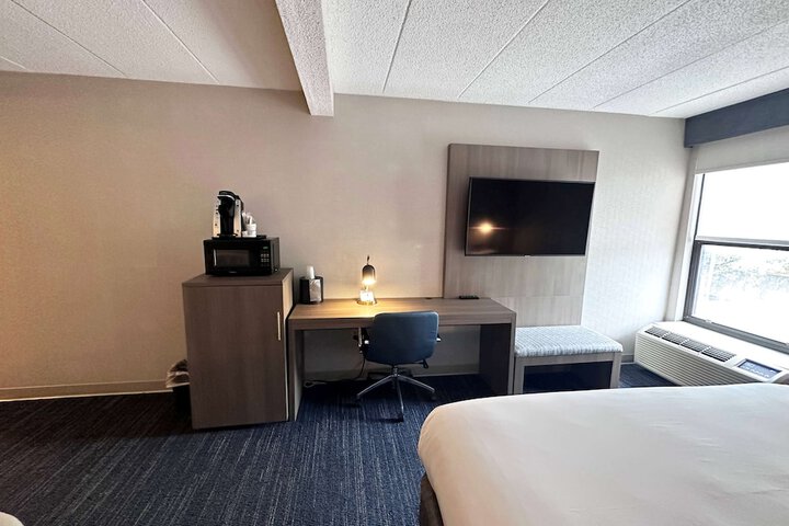 Room 16 of 21