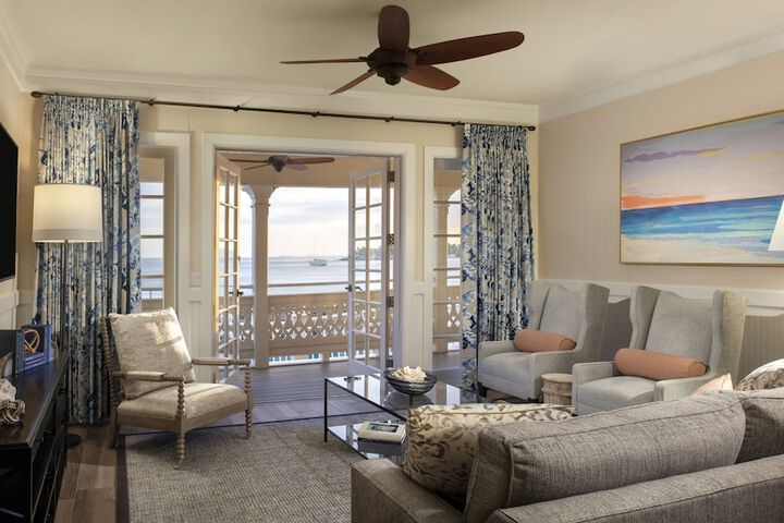 Pier House Resort & Spa