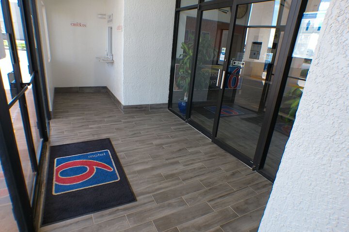 Hotel 4 of 48