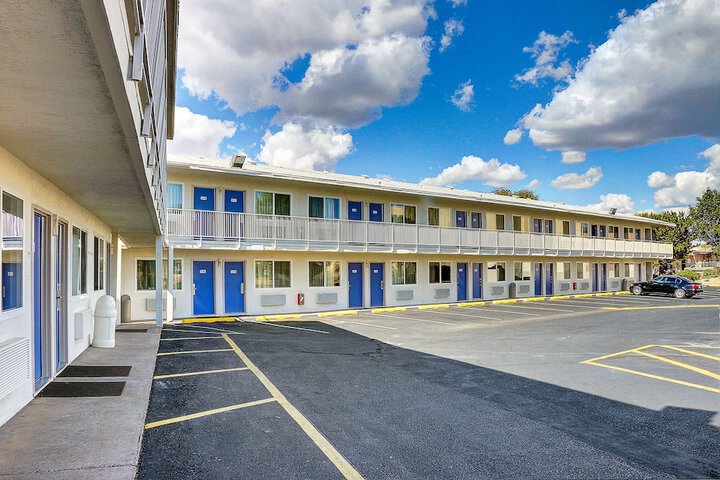Hotel 3 of 53