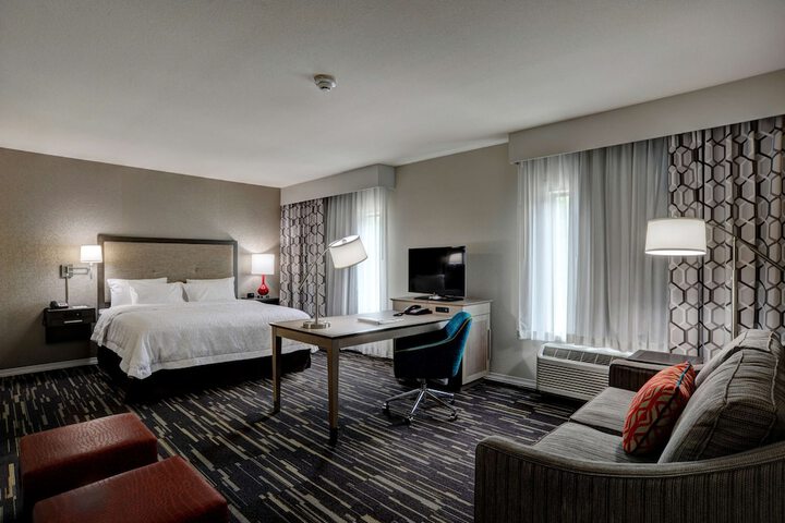 Room 17 of 25