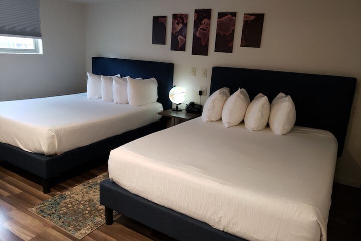 Room 10 of 38