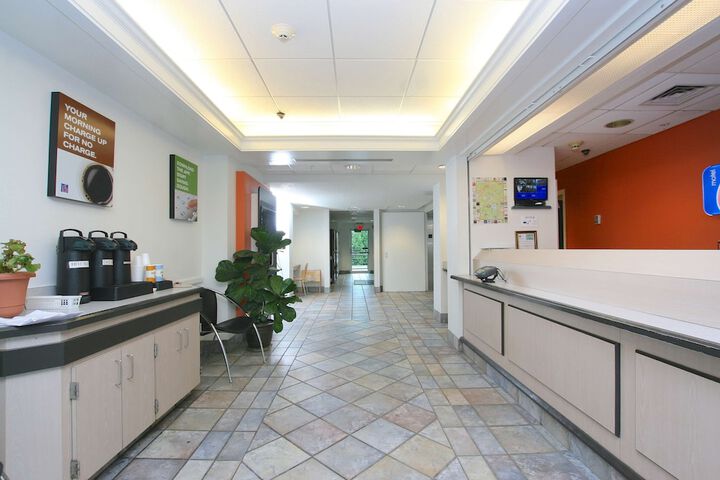 Hotel Interior 11 of 28