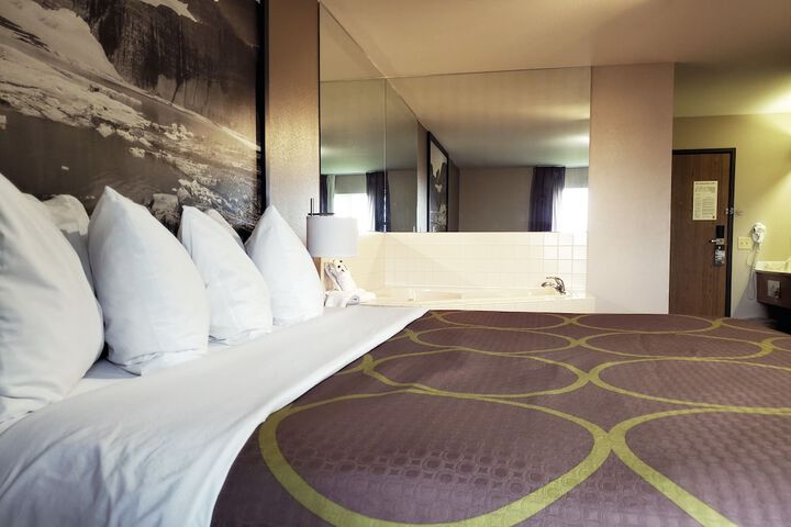Super 8 by Wyndham Belgrade / Bozeman Airport