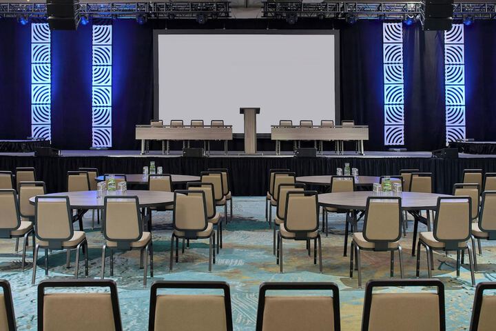 Renaissance Shoals Resort & Spa