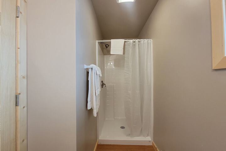 Room 15 of 41