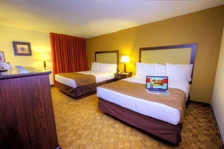 Room 14 of 41