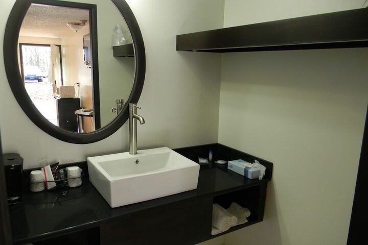 Americas Best Value Inn Heath Newark