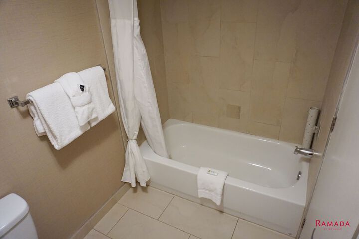 Room 20 of 97