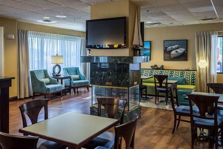 Hotel Interior 16 of 87