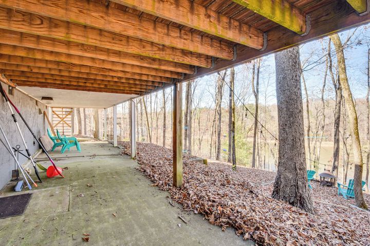 Lakefront Gem w / Games in Westminster!