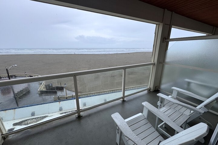 Promenade Inn & Suites Oceanfront