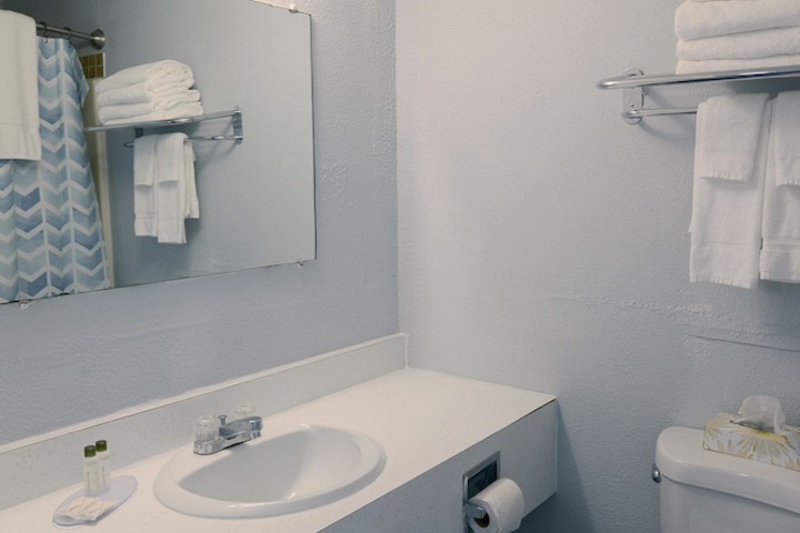 Room 23 of 48