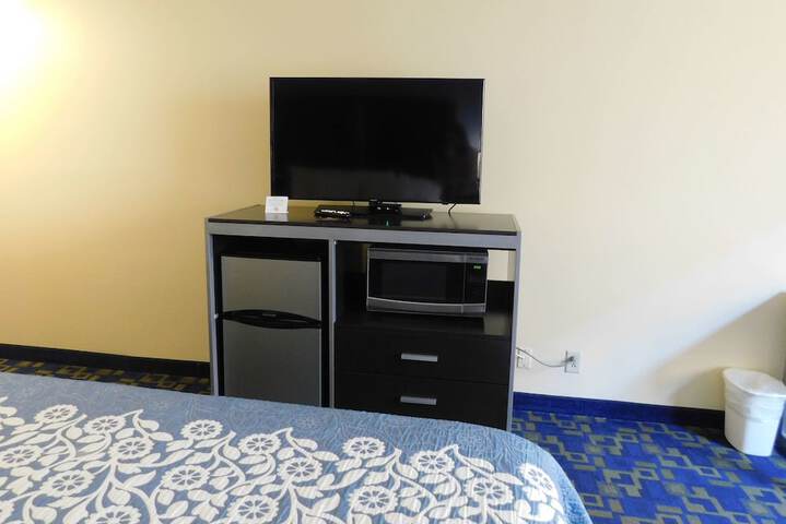 Days Inn & Suites by Wyndham Pocahontas