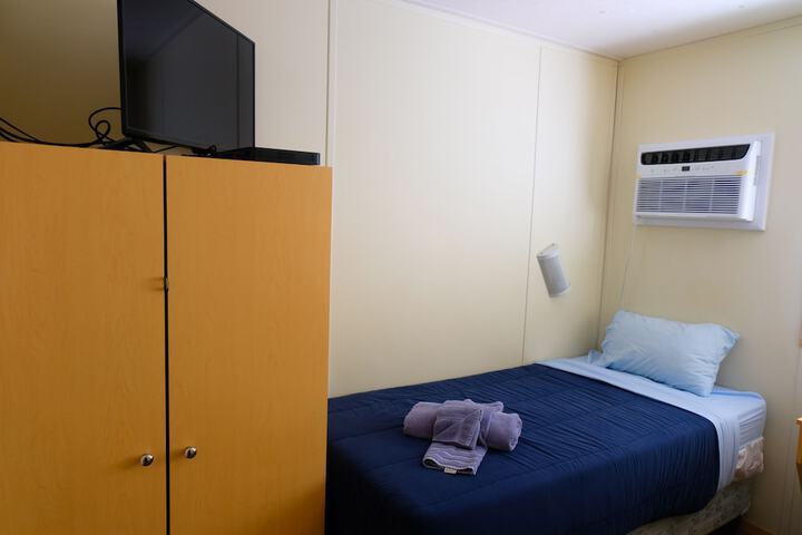 Room 12 of 46