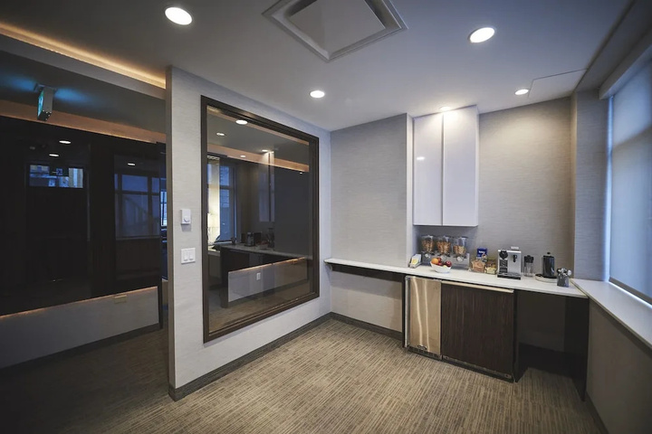 The Luxus Boutique Hotel