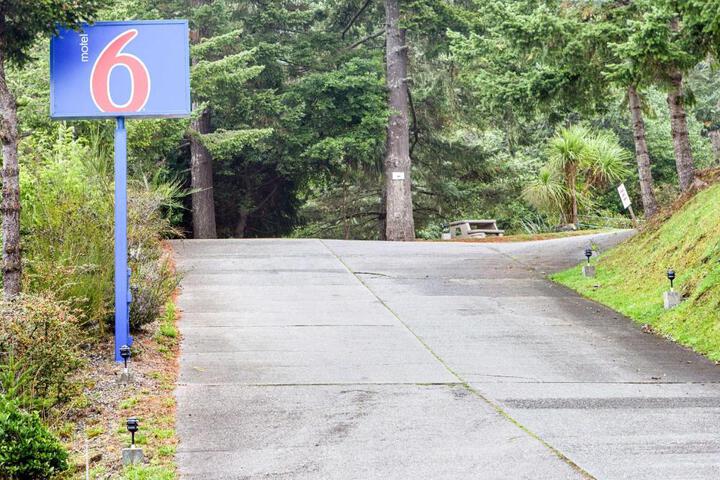 Motel 6 Gold Beach OR