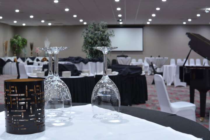 Holiday Inn Salem by IHG