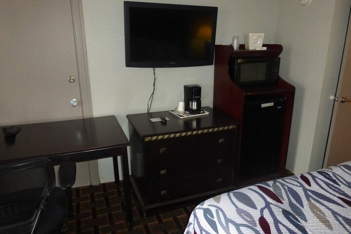 Room 21 of 24