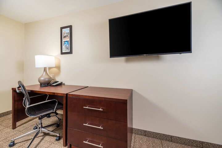 Room 12 of 29