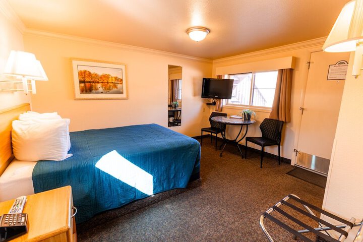 Room 73 of 83