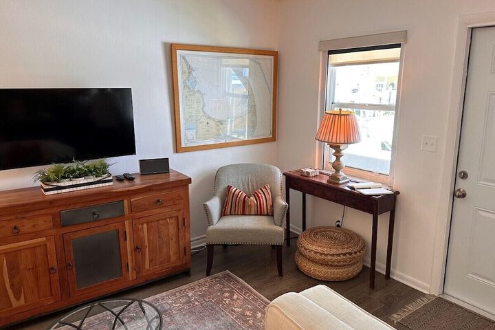Room 127 of 184