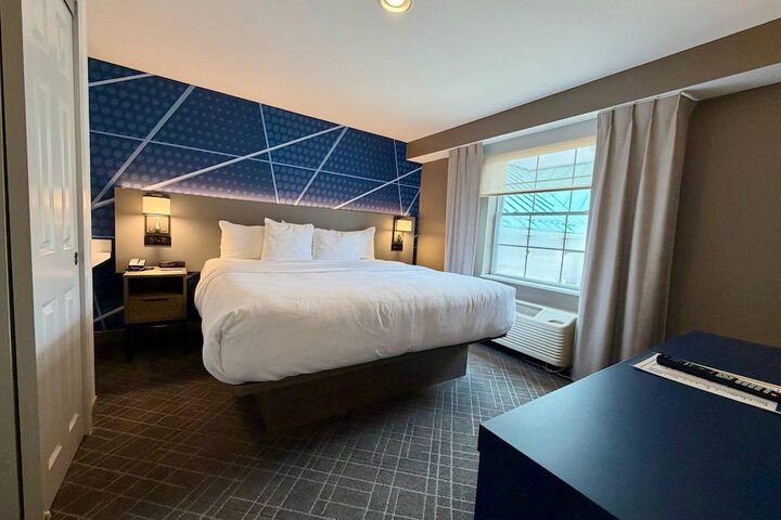 Comfort Inn & Suites Sturbridge - Brimfield