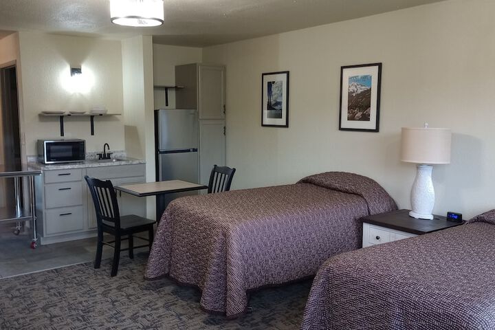 Room 95 of 128