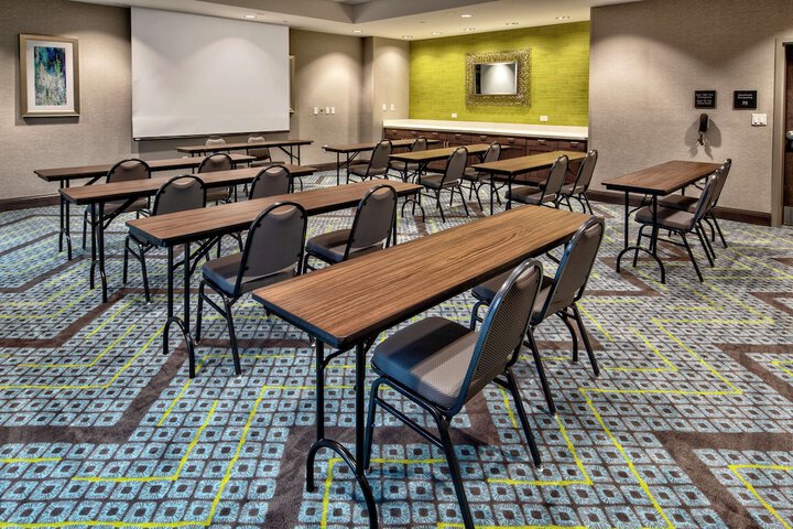Hampton Inn & Suites Nashville / Goodlettsville