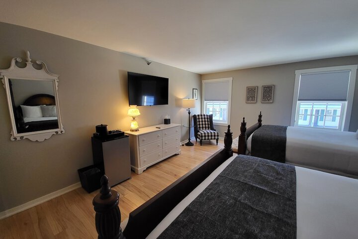 Room 32 of 58