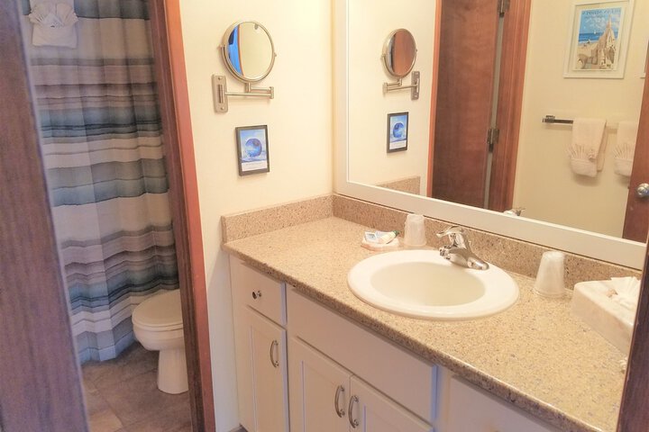 Room 204 of 260