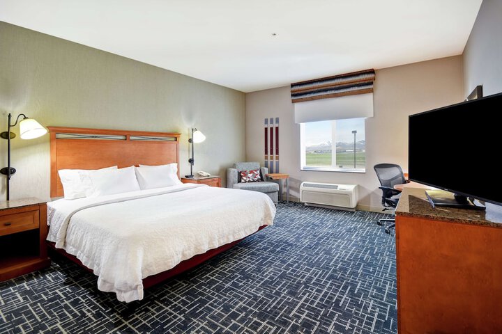 Room 17 of 49